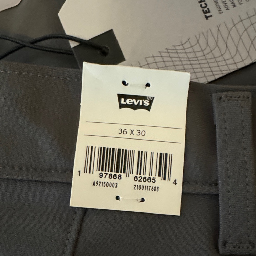 Levi's Men's Chino Standard Taper Pant - Picture 2 of 4